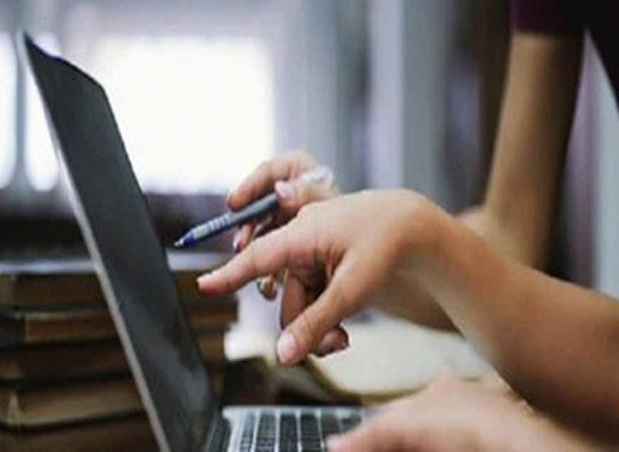 पंजाब बोर्ड की कक्षाओं के लिए डिजिटल जन्म प्रमाणपत्र अनिवार्य, सेवा केंद्रों में उमड़ी भीड़