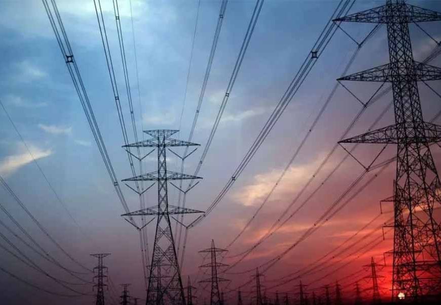 हाथी प्रभावित क्षेत्र में 33 केवी लाइन विस्तार पर हाईकोर्ट सख्त, सरकारों और बिजली कंपनी से मांगा जवाब