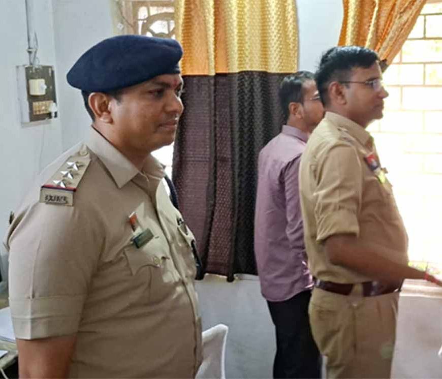 कोचिंग सेंटरों में पुलिस की दबिश, फायर सेफ्टी और सुरक्षा मानकों की हुई सघन जांच