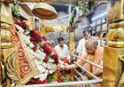 मुख्यमंत्री योगी ने मां विंध्यवासिनी के दरबार में की पूजा-अर्चना