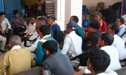 जनदर्शन में मंत्रीराजेश अग्रवाल ने सुनीं ग्रामीणों की समस्याएं, त्वरित समाधान के दिए निर्देश