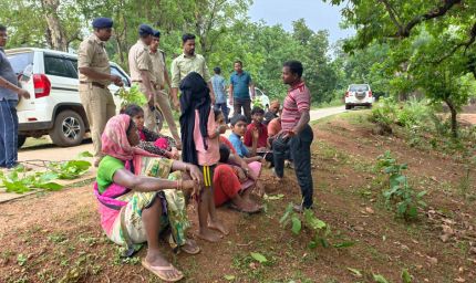 धर्मांतरण के बाद ग्रामीण विवाद, ग्रामसभा ने परिवार को गांव से बाहर किया; धार्मिक परंपराओं से दूरी का आरोप