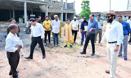 रायपुर : दुलदुला और बंदरचुवा में आधुनिक बस स्टैंड निर्माण कार्य तेज, यात्रियों को जल्द मिलेगी बेहतर सुविधा