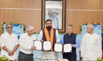 बिहार में 12 सैटेलाइट टाउनशिप बनाने के लिए हुडको से 1 लाख करोड़ का करार