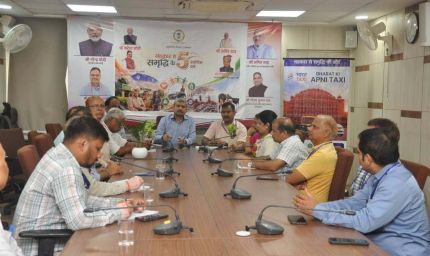 सहकार सप्ताह में भारत टैक्सी सेवा पर कार्यशाला, युवाओं को मिली जानकारी