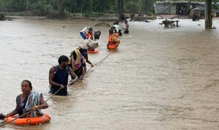 हासमुंद में उफनते नाले में फंसे 14 मजदूरों का सेना ने किया सफल रेस्क्यू