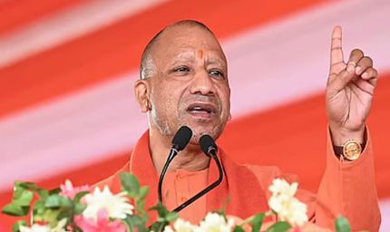 राम मंदिर चढ़ावा चोरी पर CM योगी का विपक्ष पर हमला, बोले- 'बाबरी पर आंसू बहाने वाले अब आस्था की बात कर रहे'