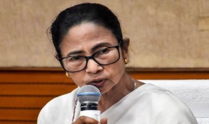 TMC में बढ़ा सियासी घमासान! नेता प्रतिपक्ष पद, पार्टी दफ्तर के बाद अब बैंक खाते पर भी विवाद
