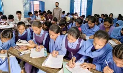 बिहार में शिक्षा अधिकारी हर महीने गांव जाकर अभिभावकों से करेंगे संवाद