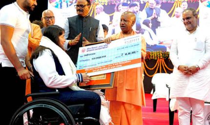 योगी सरकार ने पूर्व खिलाड़ियों को दिया सम्मान, मिल रही मासिक आर्थिक सहायता