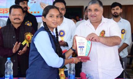 शाला प्रवेश उत्सव में गूंजा शिक्षा का उत्साह, मंत्री  राजेश अग्रवाल ने नवप्रवेशी बच्चों का किया आत्मीय स्वागत