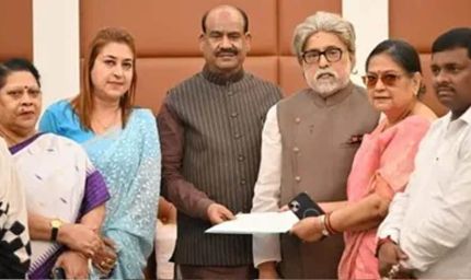 TMC के बागी सांसदों को ओम बिरला का बड़ा आश्वासन, ममता बनर्जी की बढ़ सकती है मुश्किलें