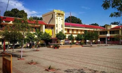 NEET Success: खेत से मेडिकल कॉलेज तक, किसान के बेटे सहित 23 छात्रों ने हासिल की सफलता