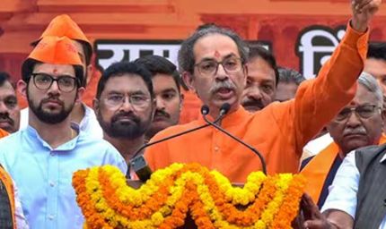 शिंदे गुट में शिवसेना UBT के 6 सांसदों के विलय को मंजूरी, कोर्ट जाएगा मामला