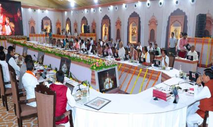 MP कैबिनेट ने UCC को दी मंजूरी, लिव-इन रजिस्ट्रेशन अनिवार्य, आदिवासियों को रखा बाहर