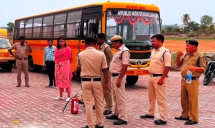 रायपुर पुलिस का बड़ा अभियान, 200 स्कूल बसों और ड्राइवरों की हो रही जांच