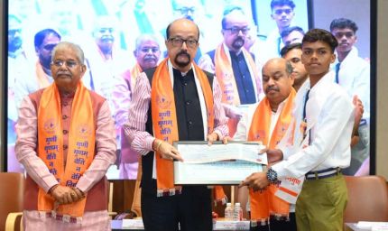 पीएसवाय राष्ट्रीय उत्कृष्टता सम्मान समारोह में मेधावी विद्यार्थियों का सम्मान