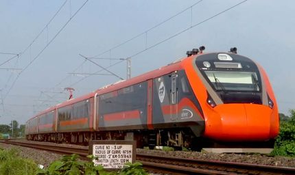 भोपाल-लखनऊ के बीच दौड़ेगी 20 कोच वाली वंदे भारत एक्सप्रेस, जल्द जारी होगा शेड्यूल