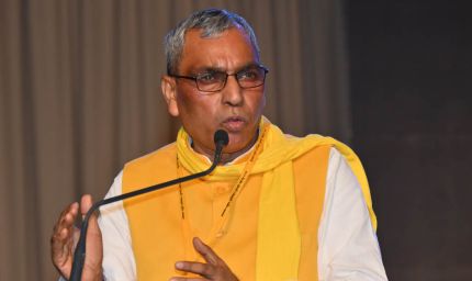 श्रीकृष्ण से लेकर वोट बैंक तक... अखिलेश पर ओपी राजभर के ताबड़तोड़ सवाल