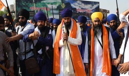 पंजाब चुनाव 2027 से पहले बड़ा सियासी समीकरण, झुंदां गुट ने 'वारिस पंजाब दे' से मिलाया हाथ