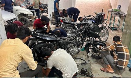 मैकेनिक की लापरवाही पड़ी भारी! बाइक खराब होने पर कंज्यूमर कोर्ट ने दिलाया ₹66 हजार मुआवजा