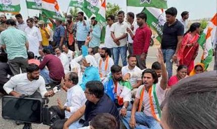 दिल्ली की गिरफ्तारियों के विरोध में पंजाब कांग्रेस का प्रदर्शन, सड़कों पर उतरे कार्यकर्ता