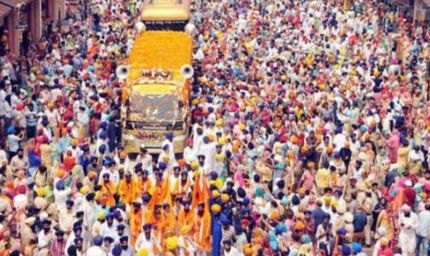 अमृतसर में मीरी-पीरी खालसा मार्च का शुभारंभ, सिंह साहिबान समेत पंथ की प्रमुख हस्तियां शामिल