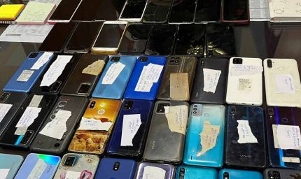 Punjab News: गुरदासपुर पुलिस ने बरामद किए 120 खोए मोबाइल, असली मालिकों को लौटाए