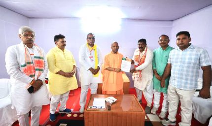 भदोही का नाम संत रविदास नगर किए जाने की घोषणा का रविदासिया समाज ने किया स्वागत