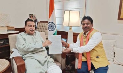 बस्तर में सड़क विकास को मिलेगी नई गति : सांसद महेश कश्यप ने केंद्रीय मंत्री नितिन गडकरी से की मुलाकात