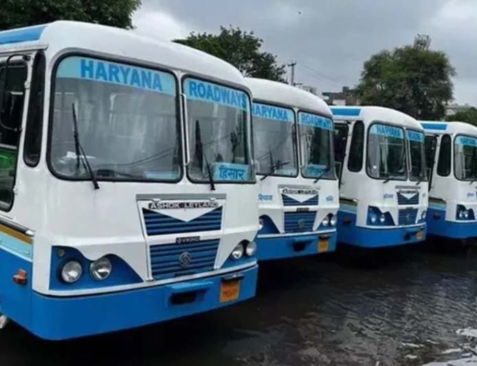 हरियाणा रोडवेज की एसी बसों में कर्मचारी-अधिकारी अब मुफ्त यात्रा नहीं कर सकेंगे।