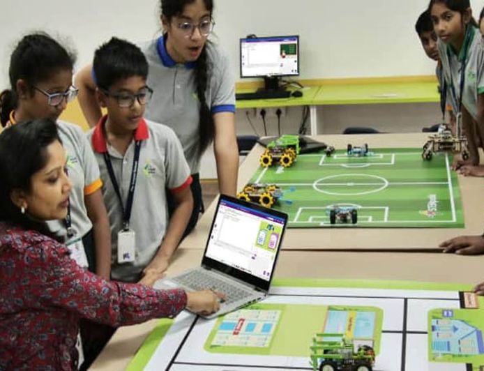 हरियाणा के सरकारी स्कूलों में अब Robotics और AI की पढ़ाई, 391 आधुनिक लैब तैयार