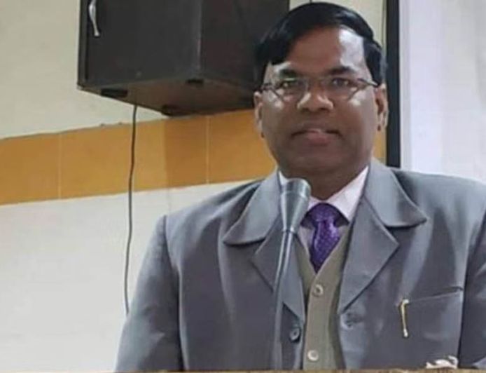 ज्ञानवापी केस से जुड़े जज रवि कुमार दिवाकर चर्चा में, 3 महीने में 13 दोषियों को सुनाई फांसी की सजा