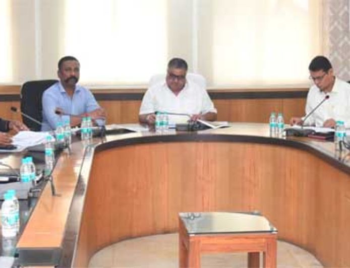 छत्तीसगढ़ बने देश का प्रमुख पर्यटन गंतव्य, योजनाओं के प्रभावी क्रियान्वयन पर दें विशेष ध्यान : राजेश अग्रवाल