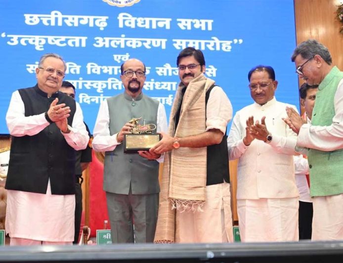 छत्तीसगढ़ विधानसभा उत्कृष्ट कार्य संस्कृति और स्वस्थ संसदीय परंपरा का जीवंत उदाहरण : राज्यपाल  रमेन डेका