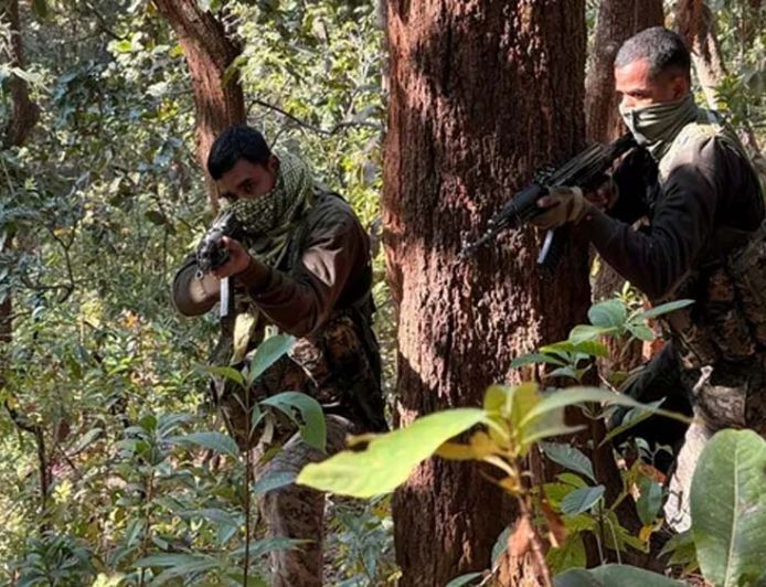 झारखंड में माओवादियों पर बड़ा प्रहार, अब सिर्फ 32 इनामी नक्सली बाकी