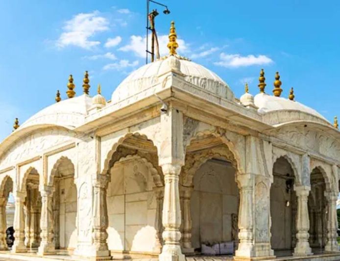 पावापुरी जल मंदिर के पास बनेगा पर्यटक सूचना केंद्र, श्रद्धालुओं को मिलेगी सुविधा