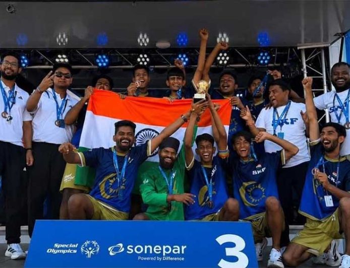 सपनों की उड़ान: धमतरी के सत्यांशु ने स्वीडन में लहराया तिरंगा