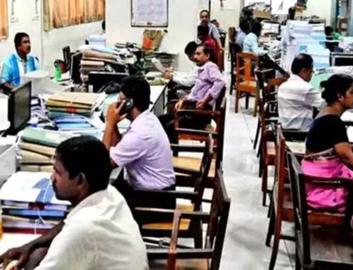 हरियाणा के 15 हजार लिपिकों को स्थायी वेतन वृद्धि का लाभ मिलेगा