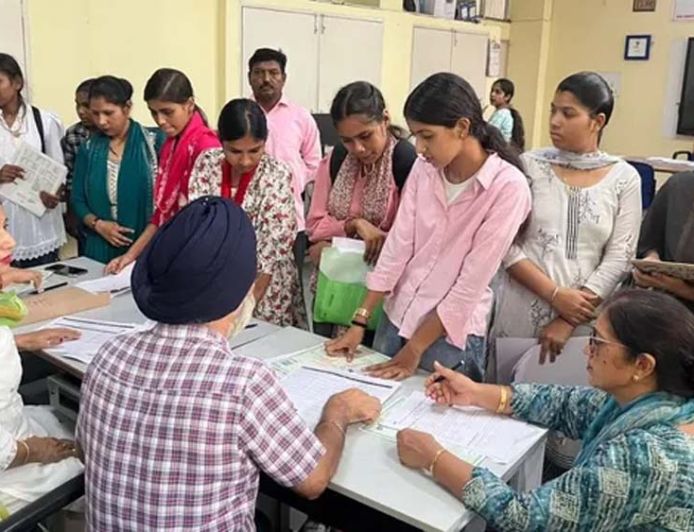 महिला आईटीआई में 275 सीटें खाली, ड्रोन पायलट ट्रेड में नहीं मिला प्रवेश