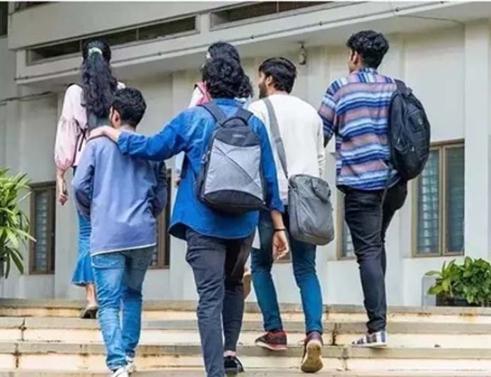 बिहार के 352 बीएड कॉलेज बदलेंगे, अब बहुविषयक संस्थान बनेंगे