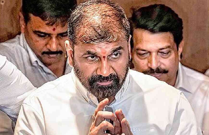 उद्धव ठाकरे का साथ छोड़ने वाले नेता को बड़ी जीत, अगले ही दिन बने MLC