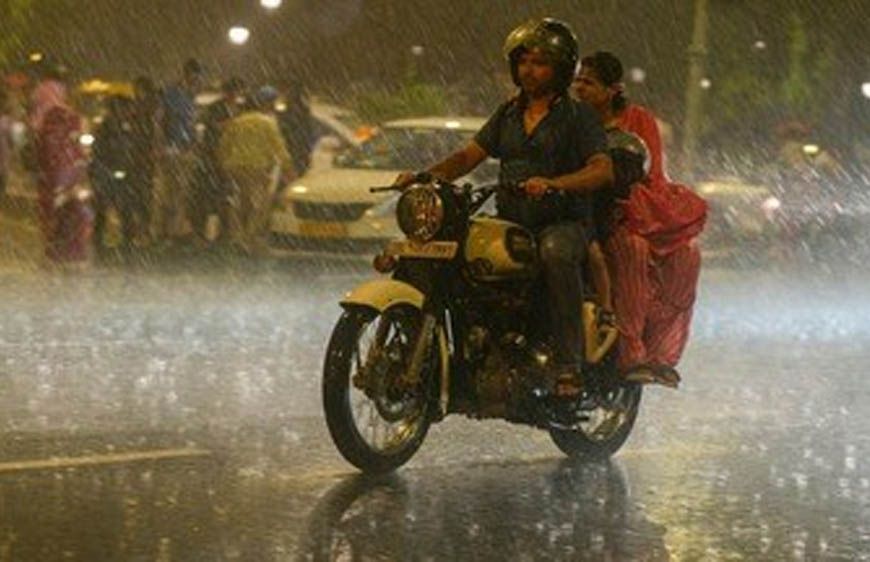 MP Weather: 13 जिलों में भारी बारिश का अलर्ट, आज उज्जैन और ग्वालियर-चंबल पहुंचेगा मानसून