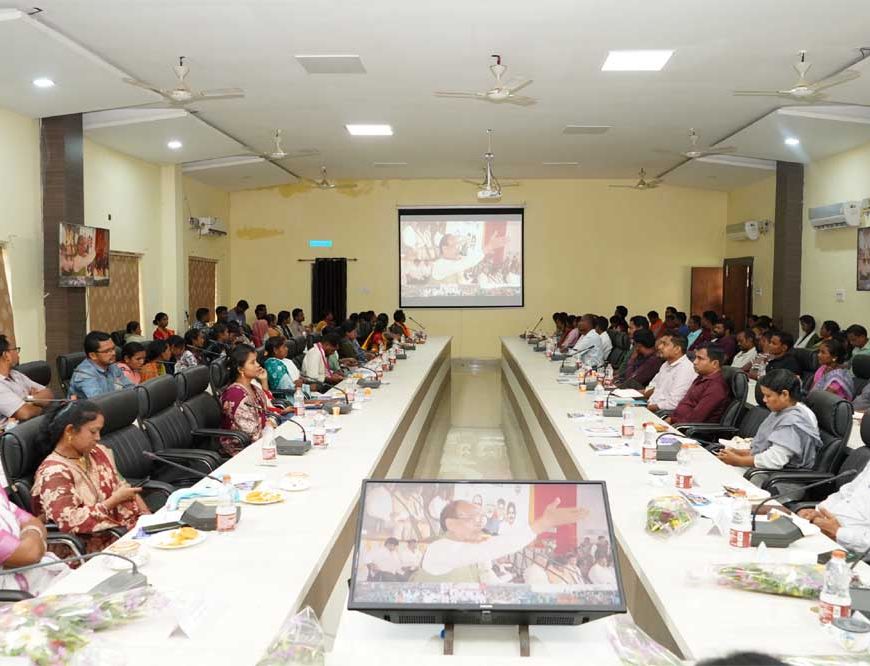 सुकमा में 'विकसित भारत गारंटी फॉर रोजगार एवं आजीविका मिशन (ग्रामीण) ग्राम योजना' का शुभारंभ