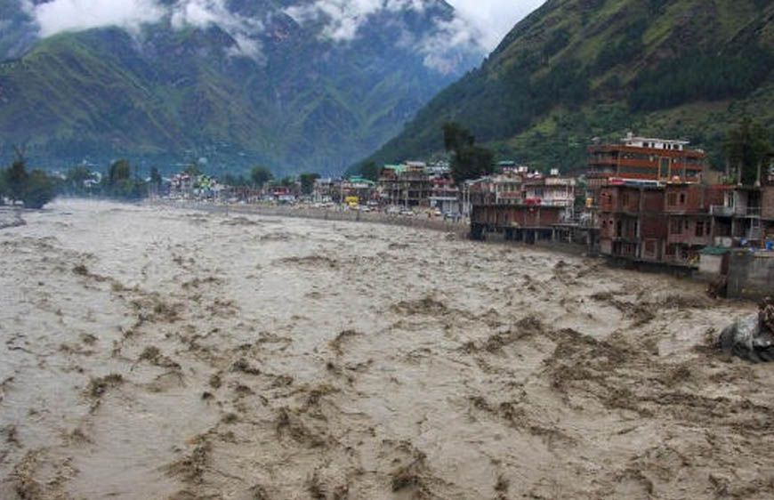 Himachal Rain: मॉनसून का कहर, 9 लोगों की मौत, 49 सड़कें बंद; बारिश-भूस्खलन से जनजीवन प्रभावित