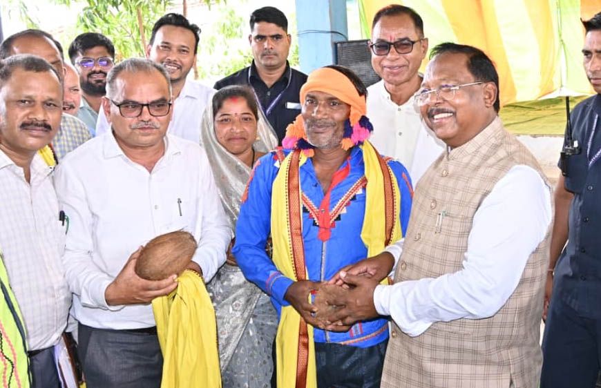 रायपुर : कृत्रिम गर्भाधान से पशुधन विकास की मिसाल बना ग्राम पुरी