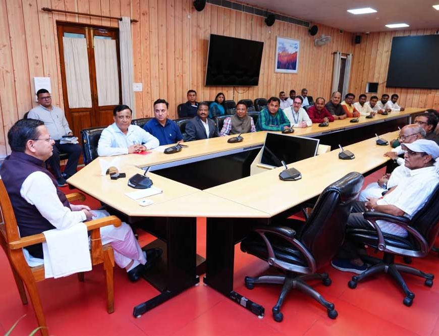 देवभूमि और छत्तीसगढ़ के बीच बढ़ा वैचारिक सेतु:मुख्यमंत्री धामी से मिले छत्तीसगढ़ के मीडिया प्रतिनिधि