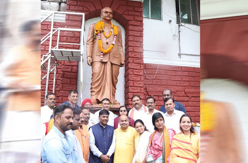 डॉ. श्यामा प्रसाद मुखर्जी की जयंती पर वन मंत्री कश्यप ने अर्पित की पुष्पांजलि