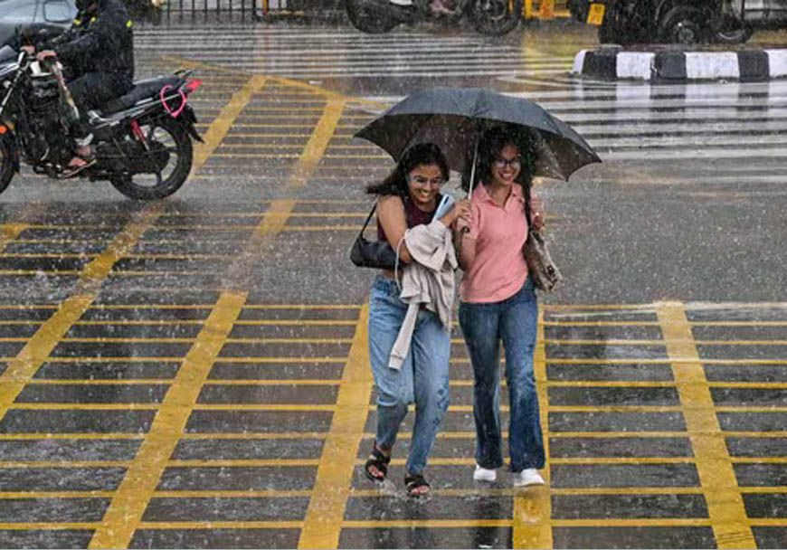 पंजाब में मौसम का बड़ा अलर्ट: जालंधर में मूसलाधार बारिश, 10 जिलों में चेतावनी; चंडीगढ़-हिमाचल भी सतर्क
