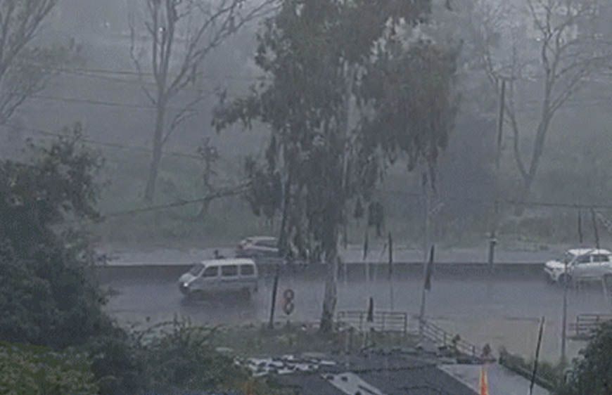 MP Weather: मध्यप्रदेश में मानसून मेहरबान, कई जिलों में झमाझम बारिश; गुना-शिवपुरी समेत 6 जिलों में भारी बारिश का अलर्ट